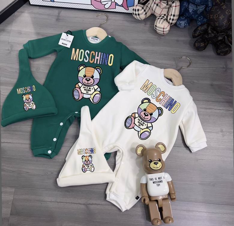 Moschino sz59 66 73 80 90 101